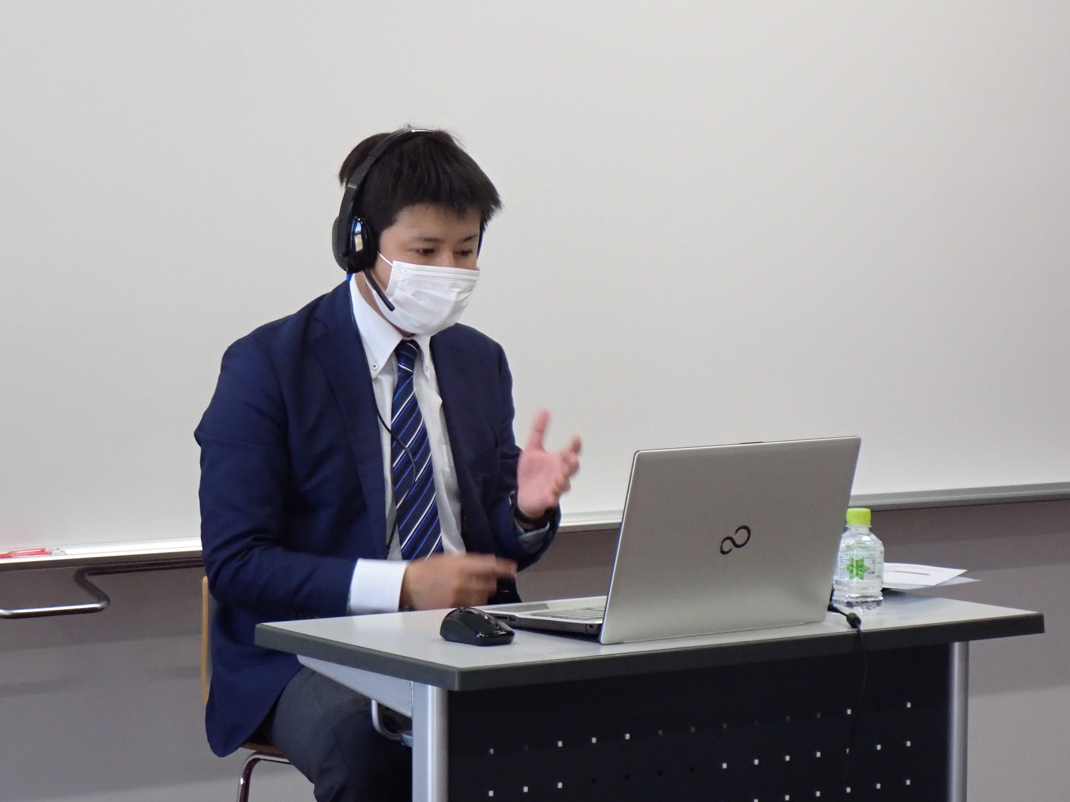 講師による説明の様子です。