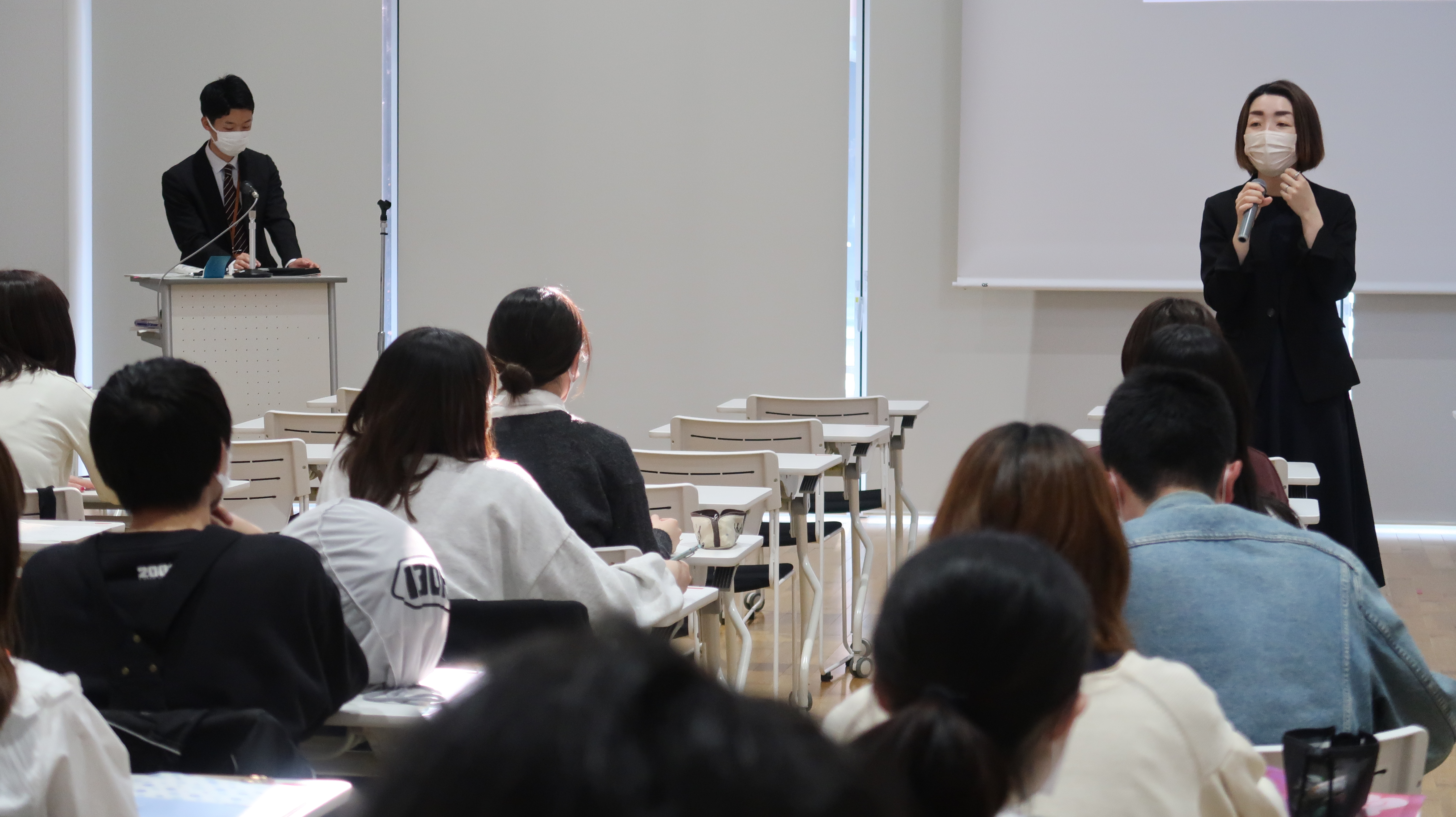 説明会（ワークショップ）の様子