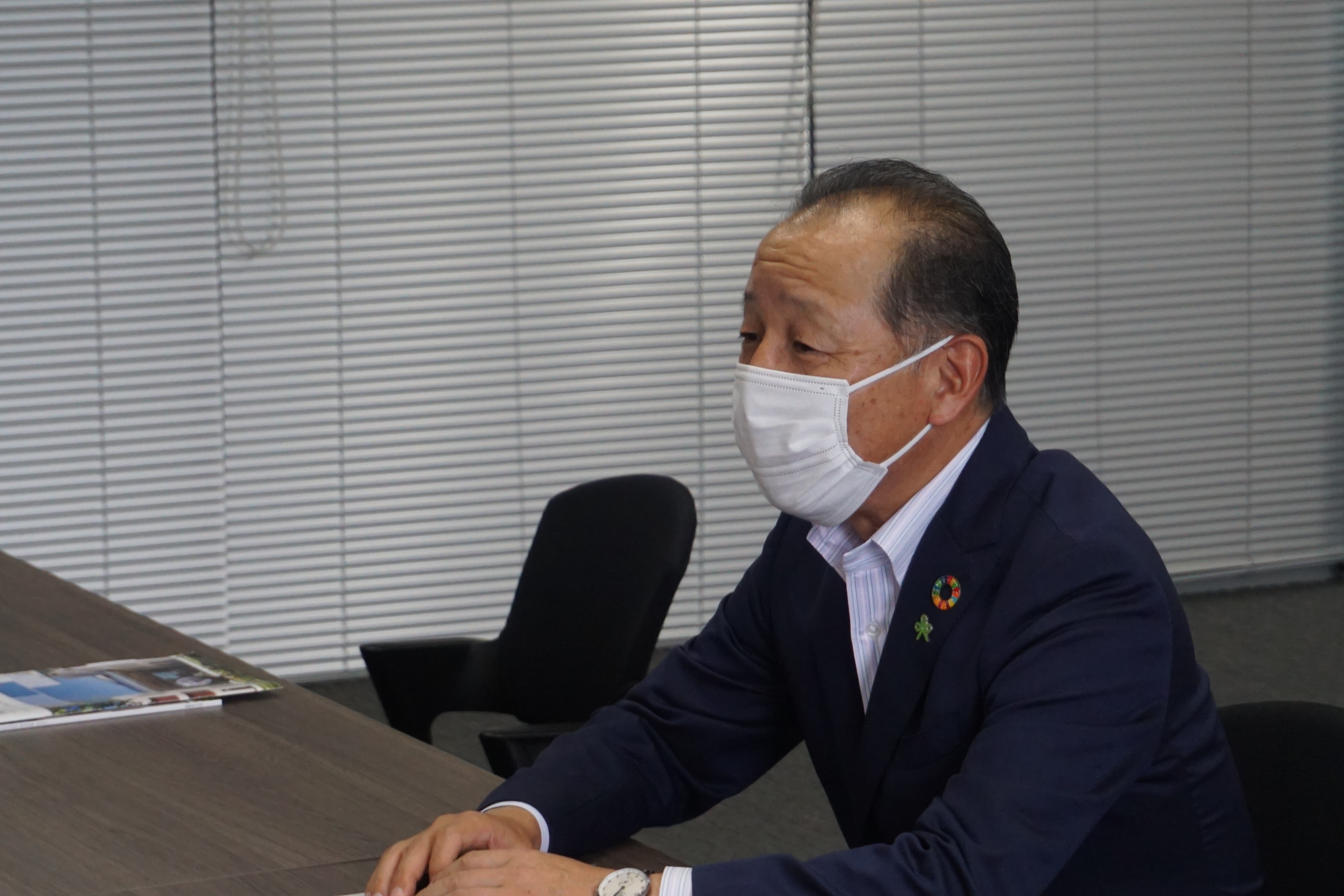 贈呈式でお話される長野県労働金庫理事長