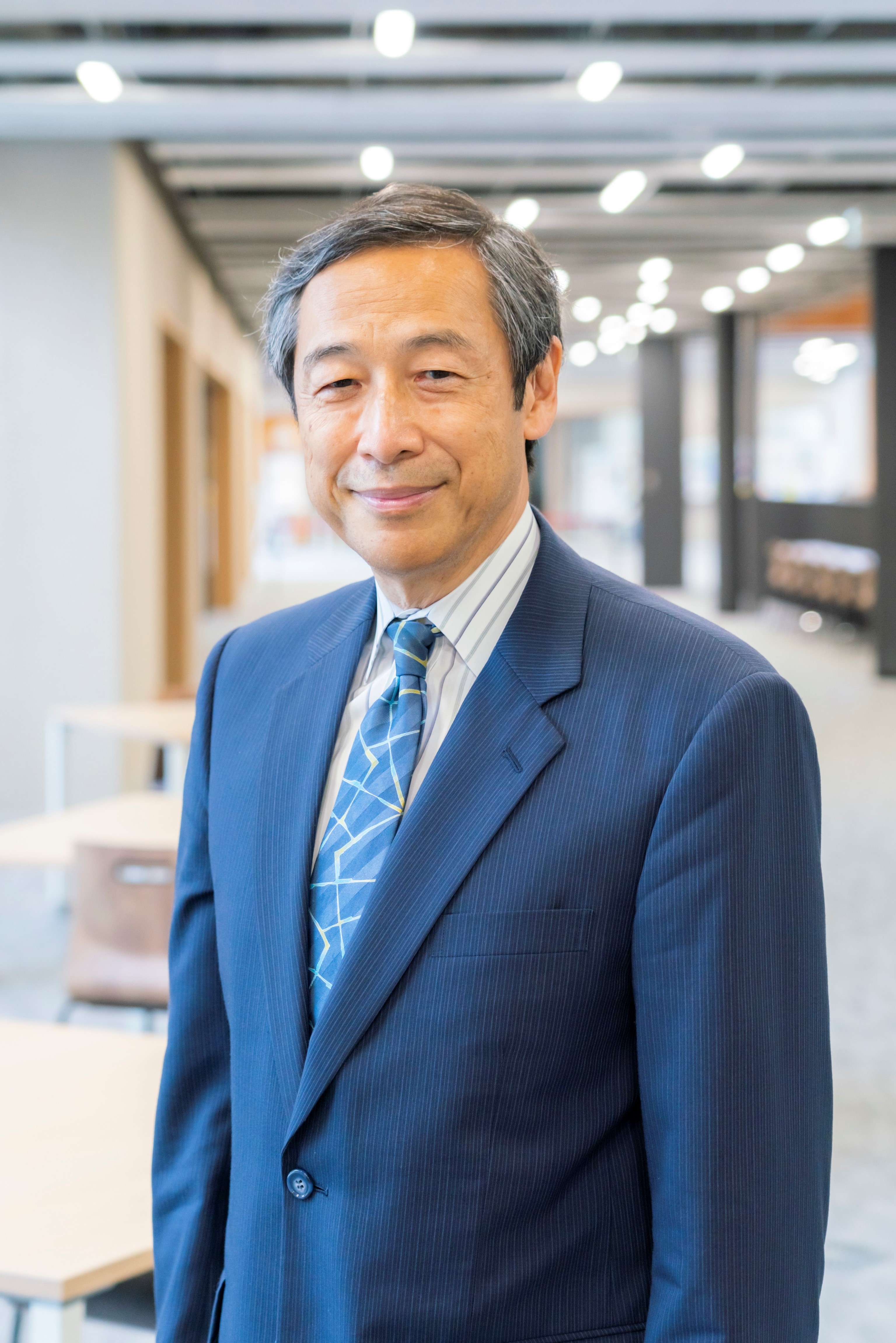 金田一真澄学長