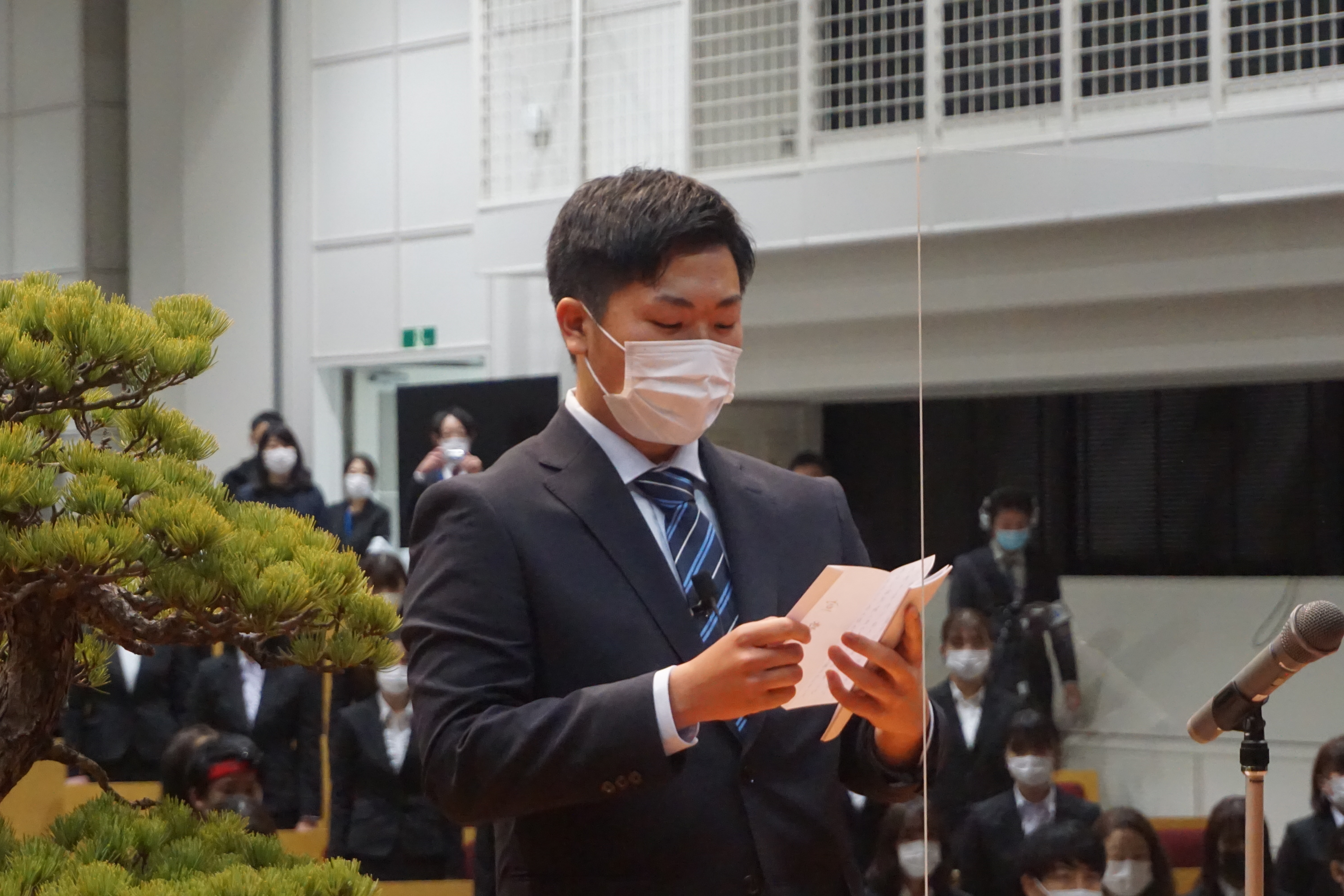 新入生宣誓の様子
